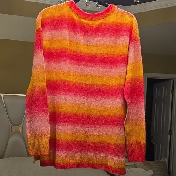 GAP Pink and Orange Knit Sweater - Picture 5 of 15